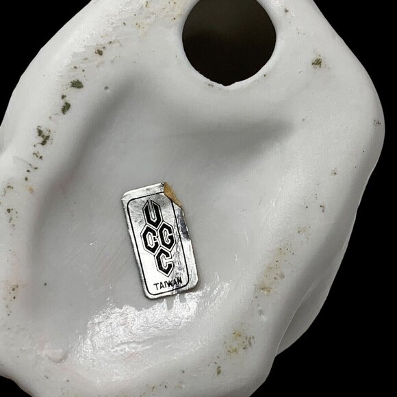 UCGC White Ceramic Cat Figurine Sitting 6 Inch Kitty Vintage Kitty - Picture 5 of 6